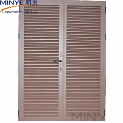 Cortinas de lâmina de alumínio A solução definitiva para a ventilação exterior das portas da frente