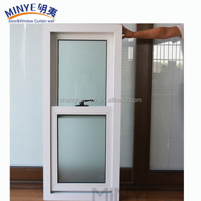 2.0mm-2.5mm Espessura do perfil PVC Vertical Sliding Window para instalação no pátio