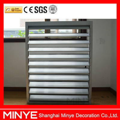Moderno Design Exterior Alumínio Louvers Metal Janela com Janela de Vidro Duplo
