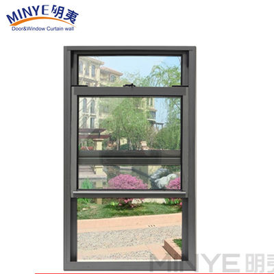 Janela deslizante vertical com acabamento de perfil anodizado e estilo de design moderno