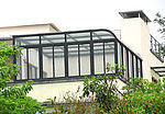 Casa de vidro de telhado triangular de alumínio para salas de tela de design moderno