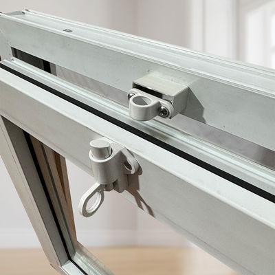 Janela invertida de PVC de tamanho personalizado de estilo europeu com excelente vedação anti-roubo