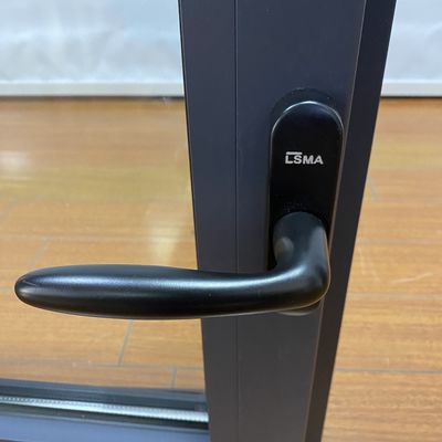 Janela de vidro de villas com estilo swing-casement e rede de fibra de vidro de estrutura de liga de alumínio