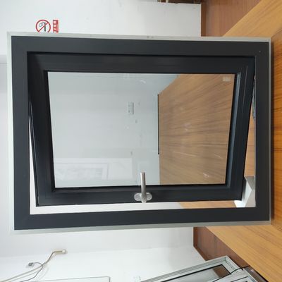 Grandes janelas de alumínio de ventilação com excelente vedação e isolamento sonoro