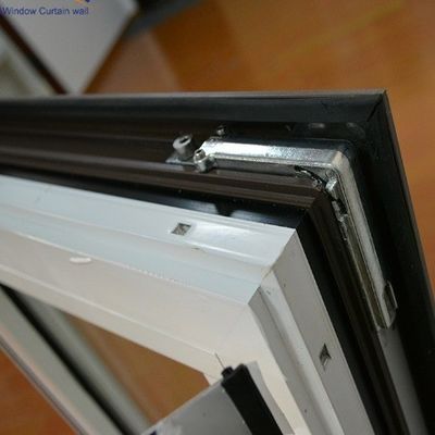 Janela dobrável para melhor ventilação e iluminação natural