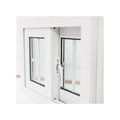 Grelhas de janelas de vidro duplo de Upvc deslizantes em integração de vidro para fácil manutenção