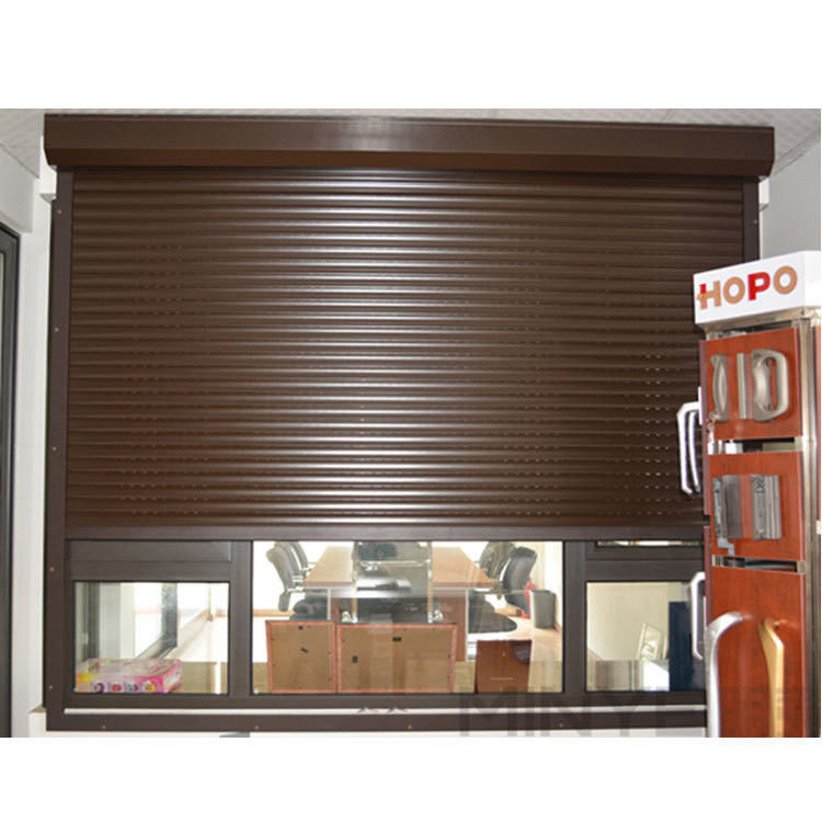 Superfície finalizada Portas de garagem de design japonês com liga de alumínio 6063-T5